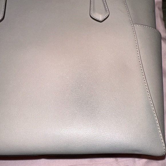 Large Kate Spade Beige Tote - Picture 7 of 15